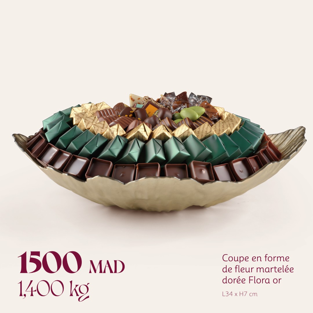 Coupe en forme de fleur martelée dorée Flora or